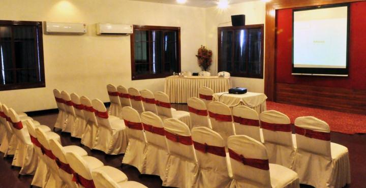Abbott Hotel Navi Mumbai Extérieur photo