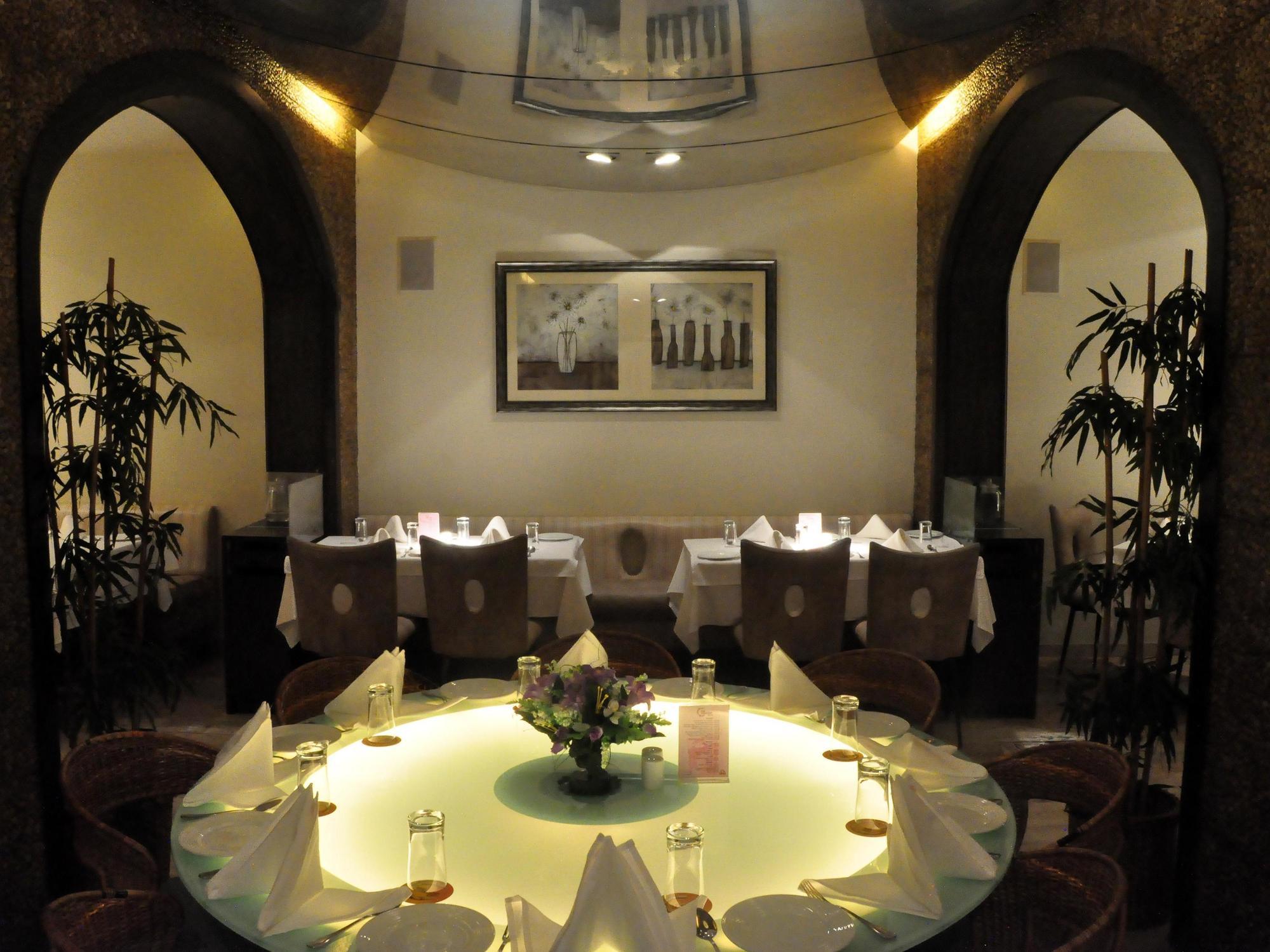 Abbott Hotel Navi Mumbai Extérieur photo