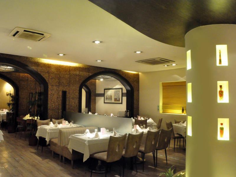 Abbott Hotel Navi Mumbai Extérieur photo